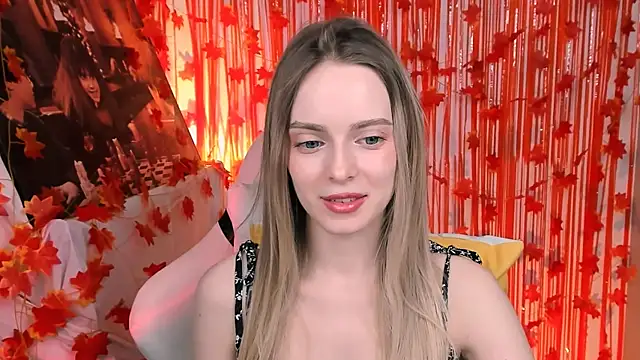 Snapshot of JuliaBrewwer chatting on 10-20-25, 11:32 JuliaBrewwer online show from 10-20-25, 11:32