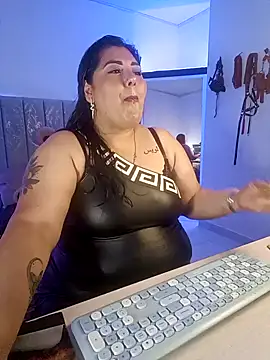 AndreaKinky online show from 10-20-25, 08:26