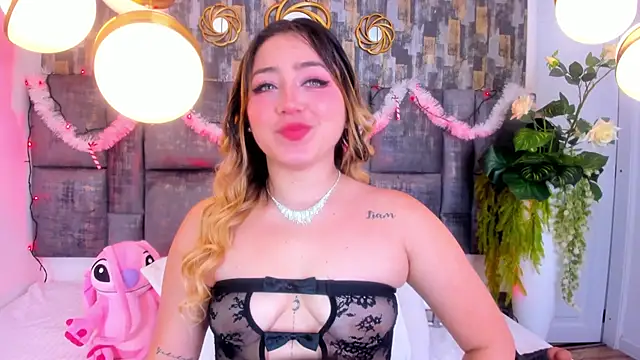 PatyLawrence online show from 11-26-25, 04:02