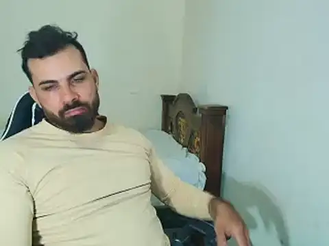 Snapshot of max_love255 chatting on 10-10-25, 09:58 max love255 online show from 10-10-25, 09:58