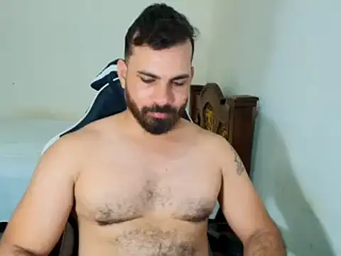 Snapshot of max_love255 chatting on 11-02-25, 07:38 max love255 online show from 11-02-25, 07:38