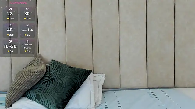  Zahiira  online show from 10-14-25, 11:55