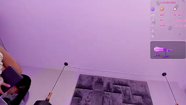 Crystal Young online show from 10-31-25, 03:13