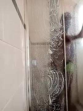 Snapshot of Thasdwn23 chatting on 09-24-25, 07:01 Thasdwn23 online show from 09-24-25, 07:01