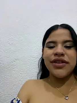 Snapshot of Aisha_poweer chatting on 10-11-25, 02:55 Aisha poweer online show from 10-11-25, 02:55