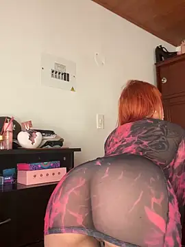 ScarlettRusso1 online show from 10-19-25, 01:12