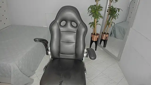Alix 18  online show from 09-25-25, 11:36