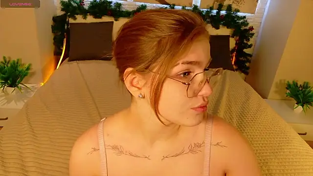 SophieMurrr online show from 01-15-26, 03:38