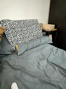 SanChacal5694 online show from 09-13-25, 05:35