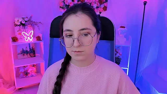 VirtuallVoyant online show from 10-16-25, 07:09