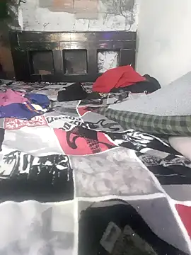 Snapshot of elvergu666 chatting on 01-06-26, 02:10 elvergu666 online show from 01-06-26, 02:10