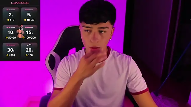 Snapshot of Matheewx_m chatting on 09-11-25, 03:50 Matheewx m online show from 09-11-25, 03:50