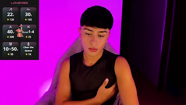 Snapshot of Matheewx_m chatting on 09-25-25, 12:58 Matheewx m online show from 09-25-25, 12:58