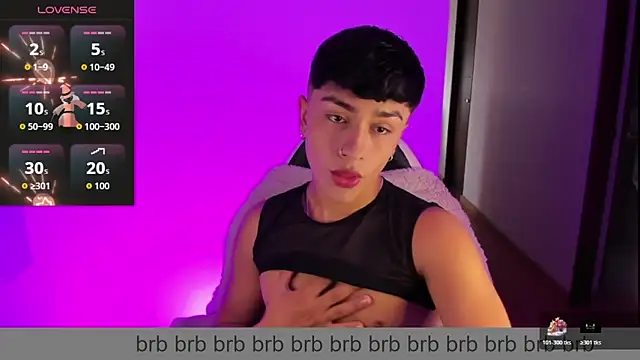 Matheewx m online show from 12-17-25, 01:11