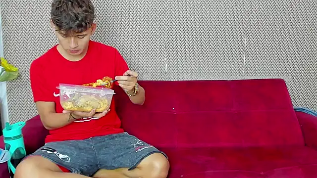 Snapshot of willy_sexxx18 chatting on 02-17-26, 08:04 willy sexxx18 online show from 02-17-26, 08:04