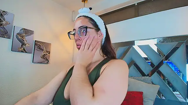 Rossi ss1 online show from 02-10-26, 03:54