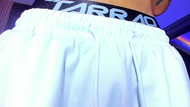 hot alpha boys online show from 09-18-25, 01:18