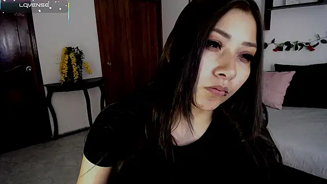 Mia 1120 online show from 11-07-25, 07:25