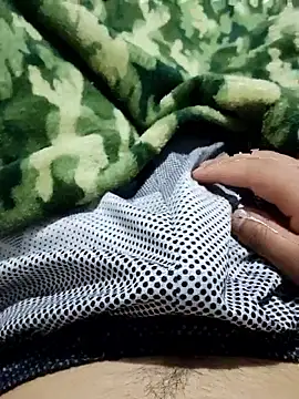 Snapshot of _SamuraiXx chatting on 11-24-25, 02:44 SamuraiXx online show from 11-24-25, 02:44