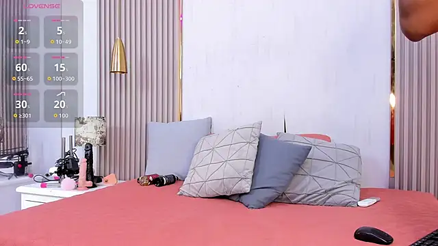 Skylar Smith  online show from 10-21-25, 12:39