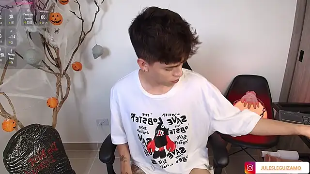 Snapshot of stev_austin_ chatting on 10-15-25, 06:30 stev austin online show from 10-15-25, 06:30