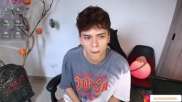 Snapshot of stev_austin_ chatting on 10-18-25, 07:03 stev austin online show from 10-18-25, 07:03