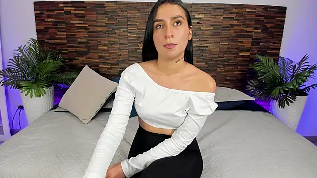 Snapshot of debra_win chatting on 11-25-25, 06:02 debra win online show from 11-25-25, 06:02