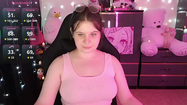 AmyVibess online show from 10-15-25, 08:20