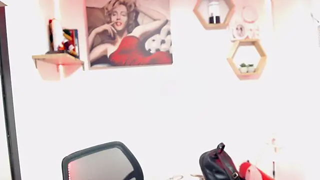 DIVAX MONSERRAT online show from 10-05-25, 05:44