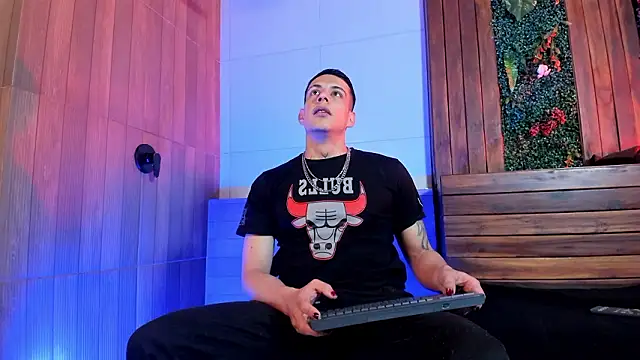 Dustin Sonne online show from 02-21-26, 03:40