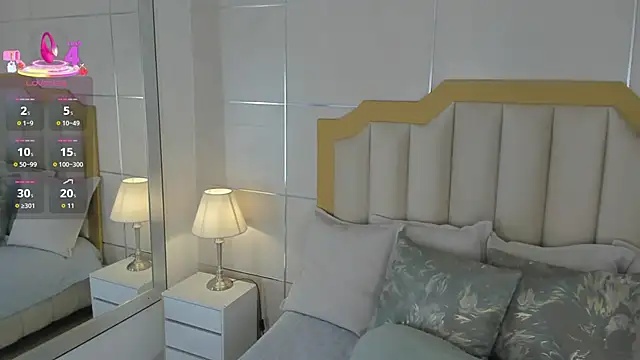 MaddieParker online show from 10-08-25, 07:33