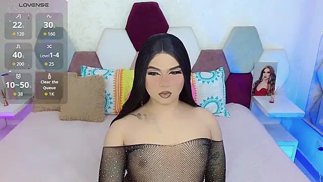 kushina uzumaki75 online show from 10-17-25, 05:43