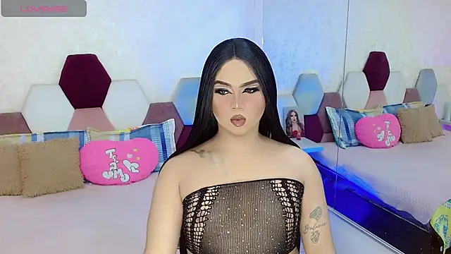 kushina uzumaki75 online show from 10-21-25, 08:04