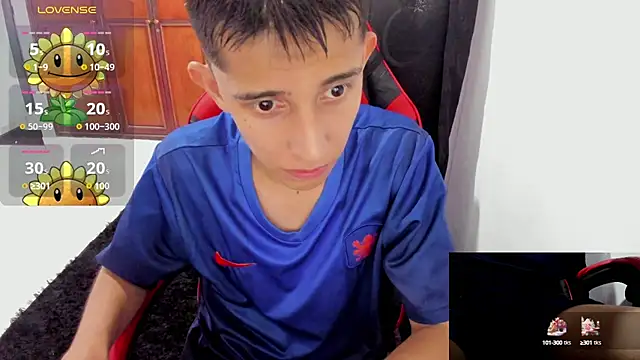 Snapshot of gomitaboy_1 chatting on 10-16-25, 07:15 gomitaboy 1 online show from 10-16-25, 07:15