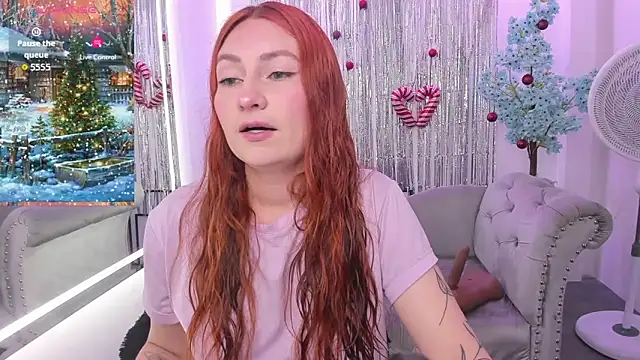 Snapshot of Alicia_leclair chatting on 12-23-25, 03:37 Alicia leclair online show from 12-23-25, 03:37