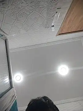 LeoMaduroSP online show from 10-23-25, 04:56