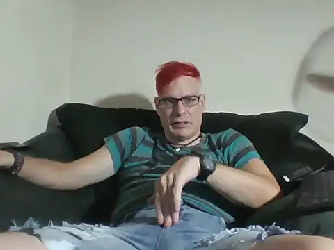 Snapshot of nerdy6 chatting on 10-12-25, 06:45 nerdy6 online show from 10-12-25, 06:45