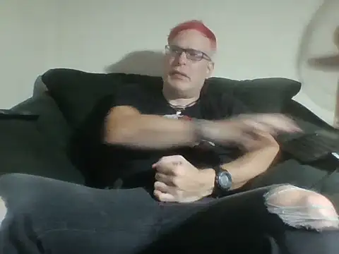 Snapshot of nerdy6 chatting on 10-21-25, 05:41 nerdy6 online show from 10-21-25, 05:41