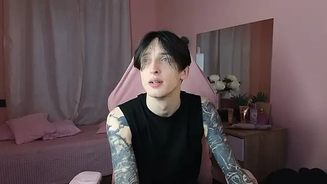 Martin Jin online show from 10-16-25, 01:45