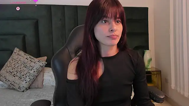 valerieMattson online show from 12-20-25, 05:31