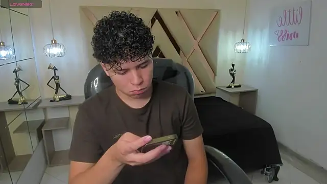 BenjaminBottonn online show from 10-07-25, 07:44