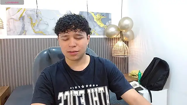 BenjaminBottonn online show from 10-16-25, 07:59