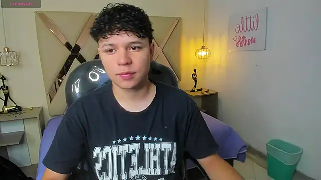 BenjaminBottonn online show from 11-03-25, 07:48