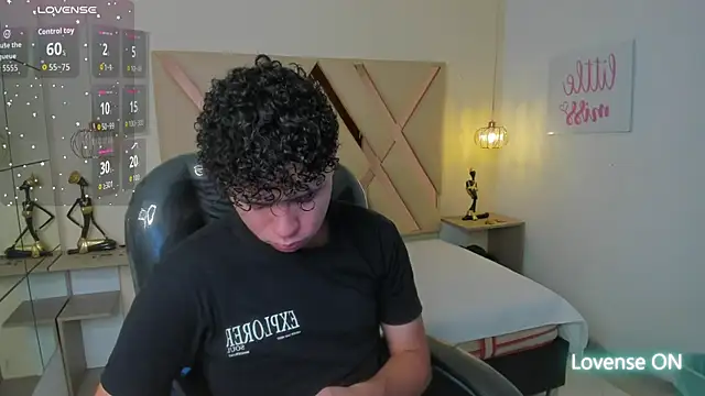 BenjaminBottonn online show from 11-10-25, 08:08