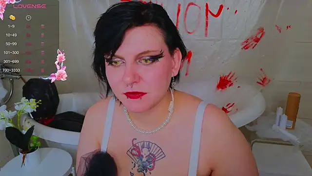 bluelunaray online show from 10-20-25, 10:05