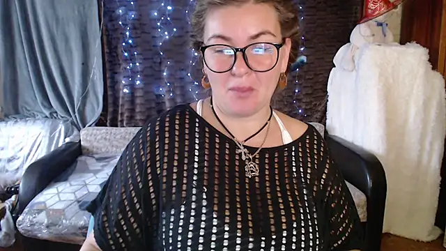 Snapshot of NikaSkylink chatting on 11-11-25, 06:24 NikaSkylink online show from 11-11-25, 06:24