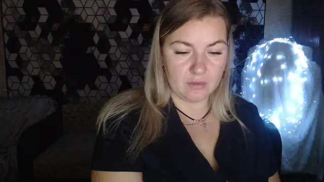 NikaSkylink online show from 11-21-25, 08:07