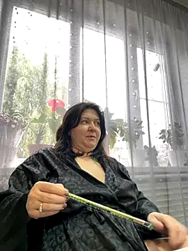 Liza Will online show from 11-10-25, 06:34