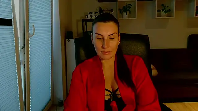 DonnaAmore online show from 10-20-25, 03:23