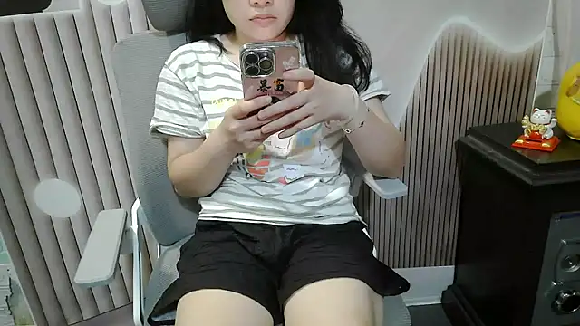 Emachiii online show from 09-11-25, 12:16